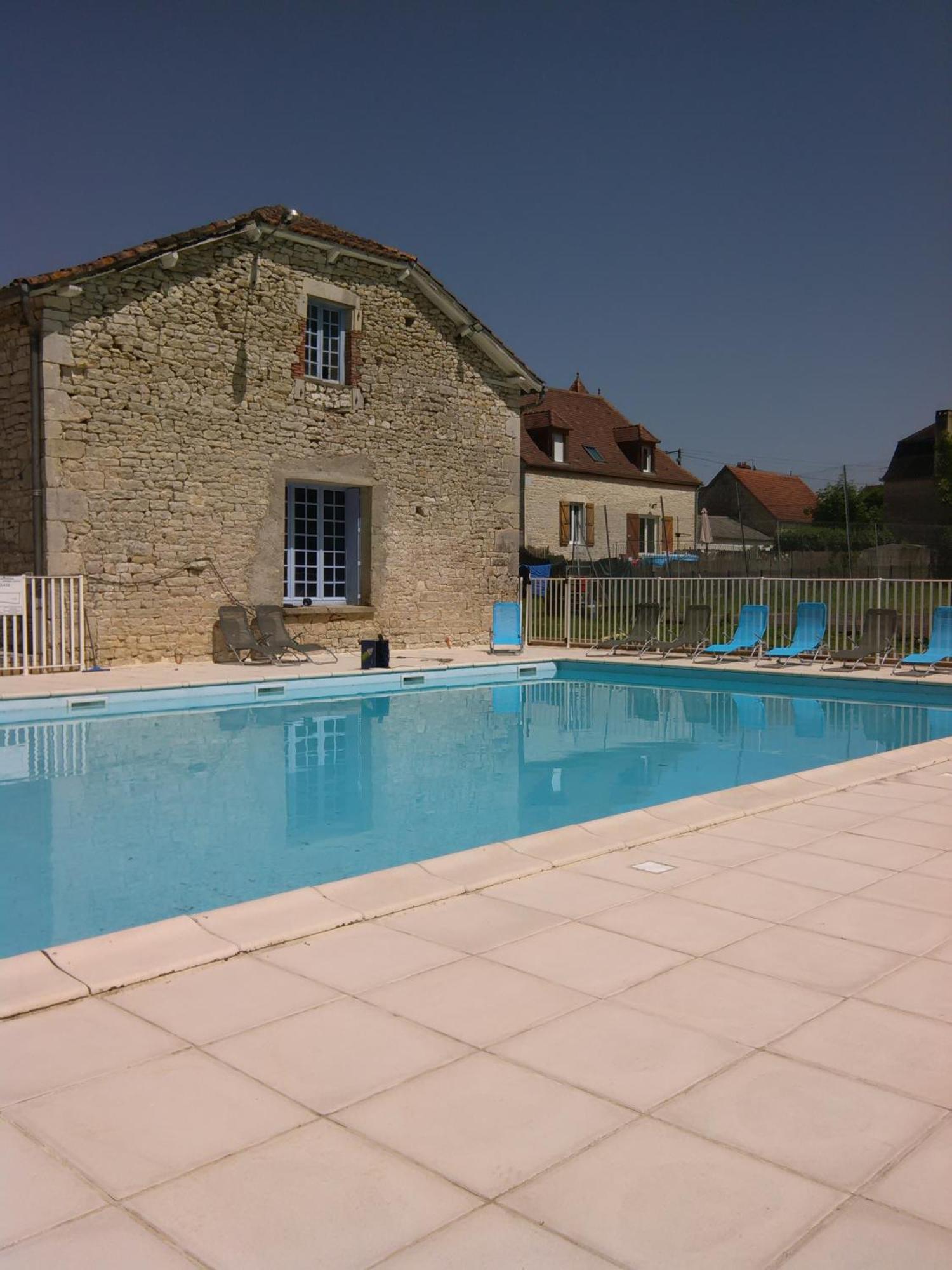 Les Rives Du Ceou Saint-Chamarand