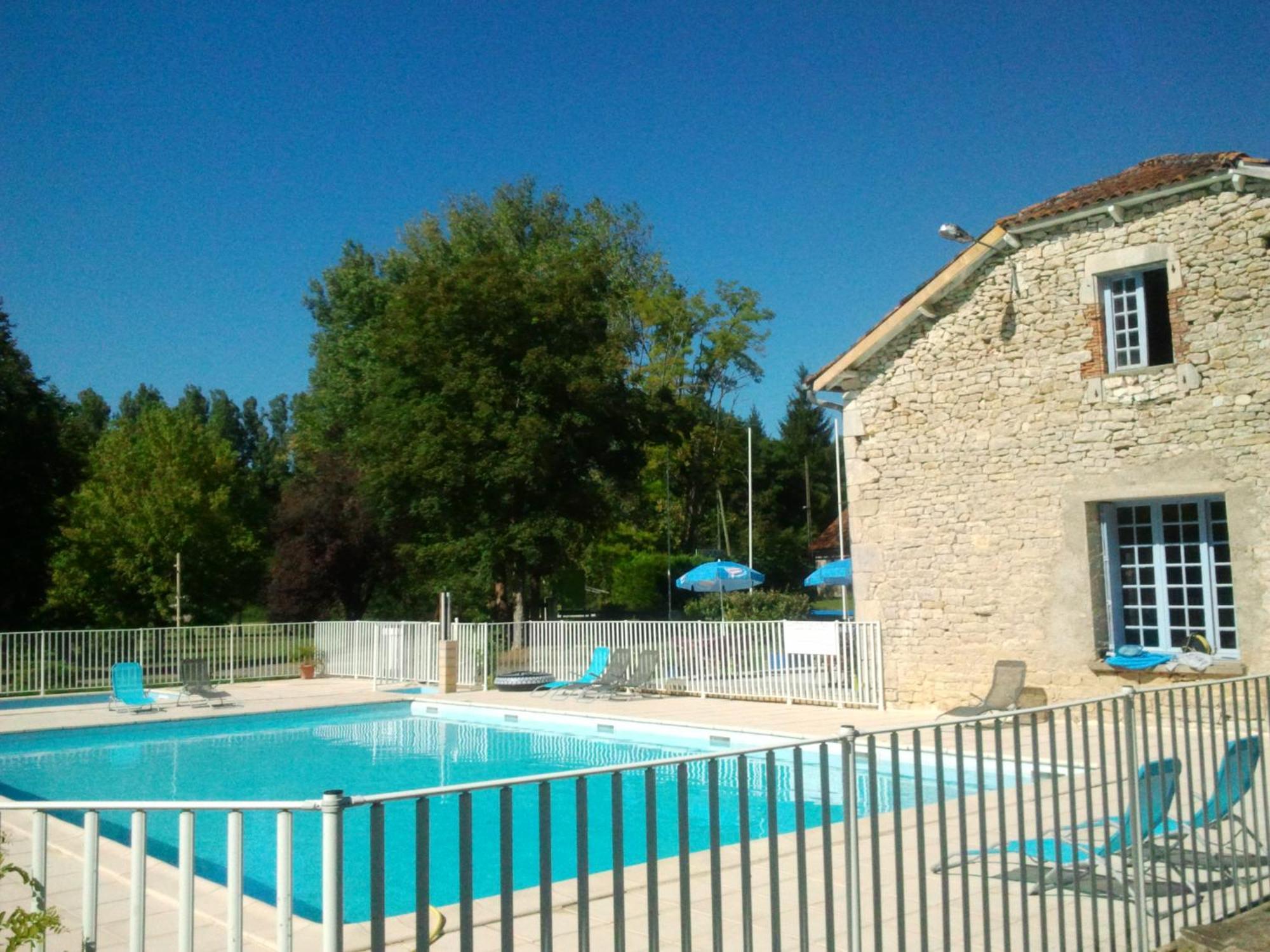 Les Rives Du Ceou Saint-Chamarand