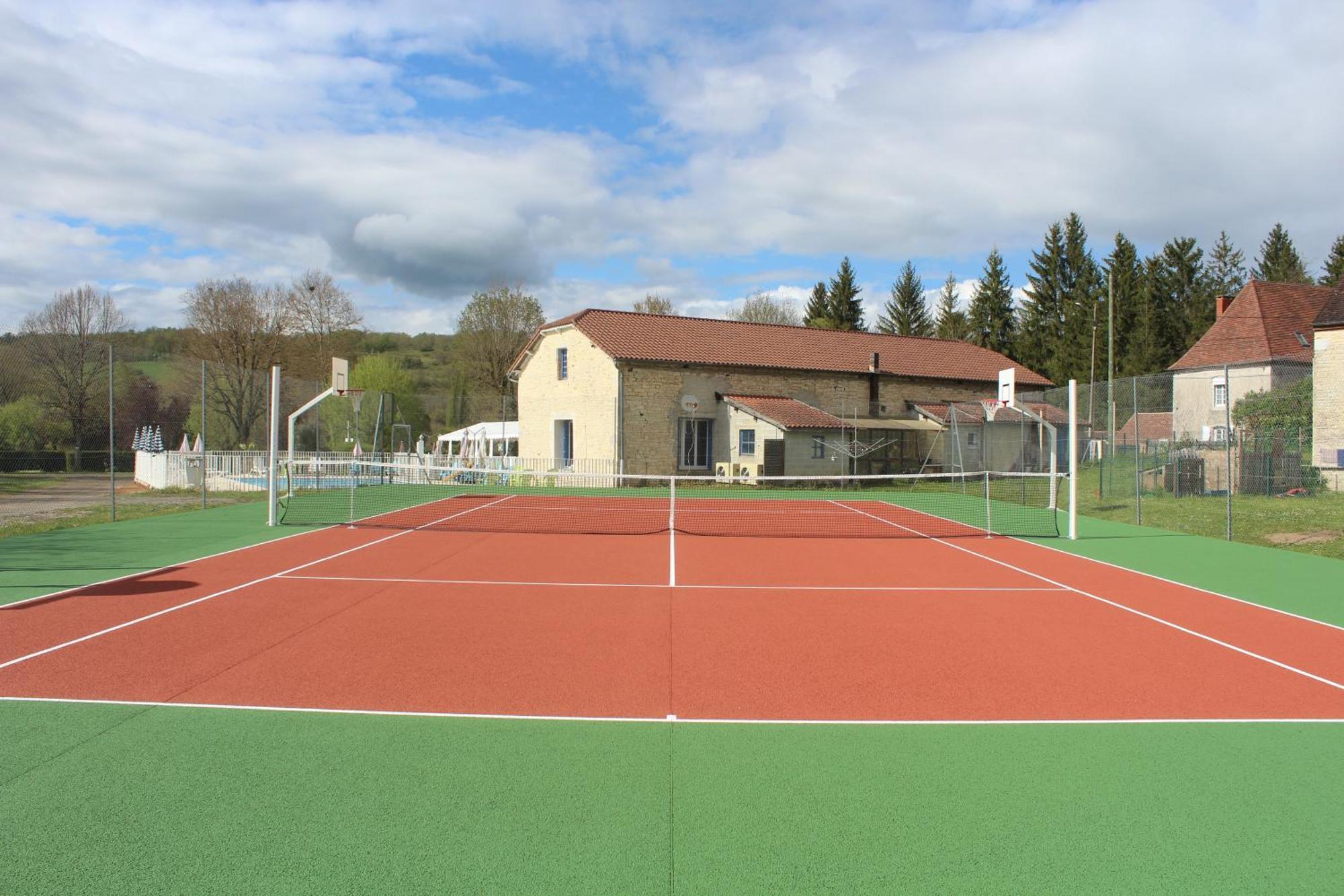 Campsite Les Rives Du Ceou *